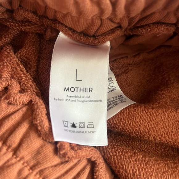 MOTHER The Knock Out Ankle Jogger Sweatpants in Mocha Bisque - Picture 9 of 12